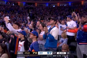  尼克斯锁定季后赛席位，纽约沸腾庆贺
