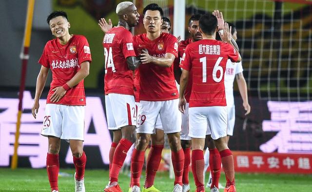  多特蒙德队长重伤缺阵两个月影响争冠  