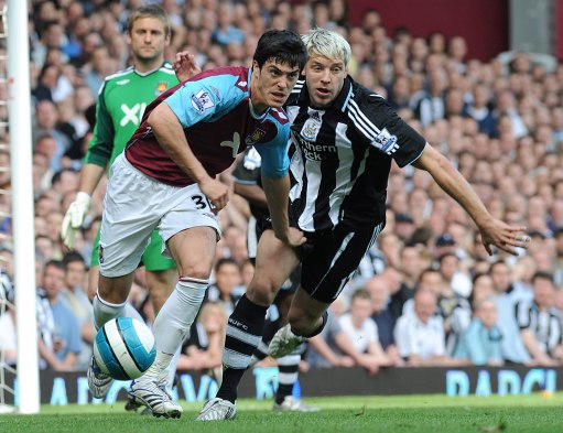  纽卡斯尔联快速反击犀利，客场闪电战击溃西汉姆联